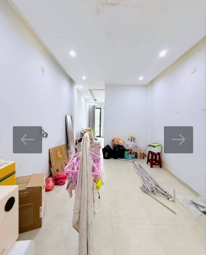 Nhà mặt tiền Huỳnh Thúc Kháng, Hải Châu 28m² giá chỉ 4.95 tỷ - Kinh doanh sinh lời ngay!