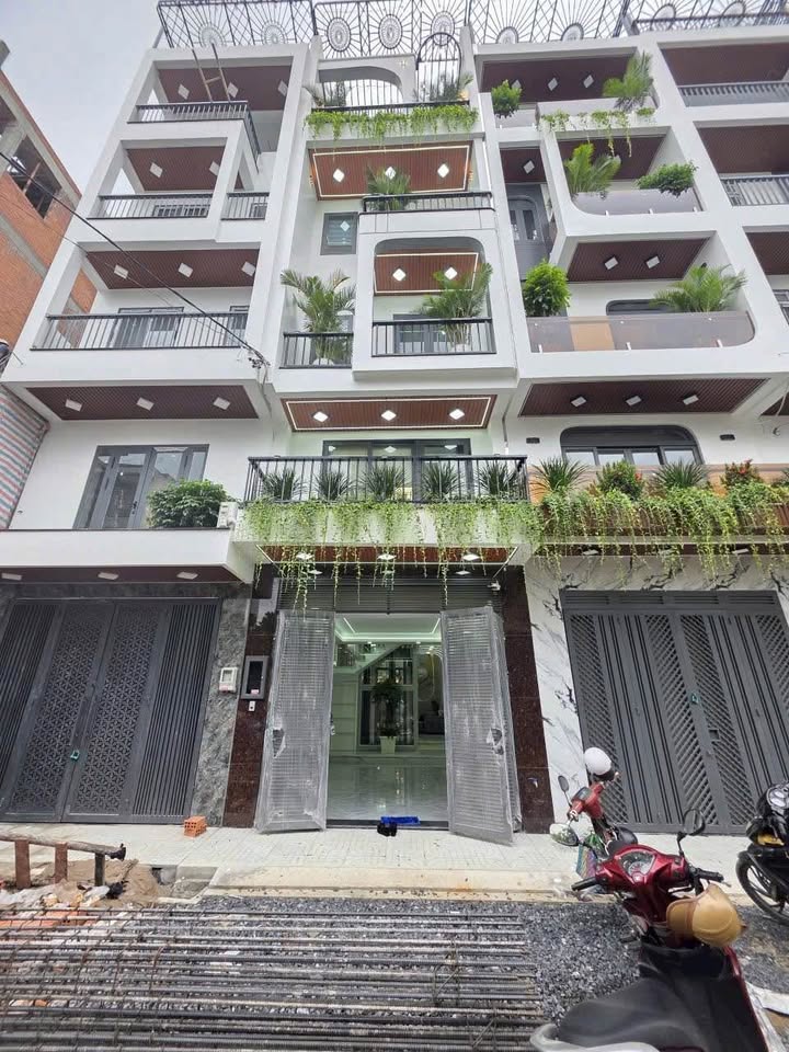 Nhà phố tại An Phú Đông, Quận 12 - 76m² giá 8.4 tỷ - Full nội thất cao cấp!