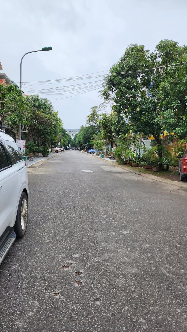 Nhà mặt đường Xuân Đỉnh, Bắc Từ Liêm, 123m² giá 34.5 tỷ - Đầu tư sinh lời ngay!