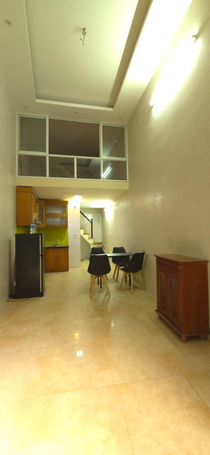 Nhà nguyên căn cho thuê tại Hào Nam 28m² - Tiện nghi đầy đủ, yên tĩnh