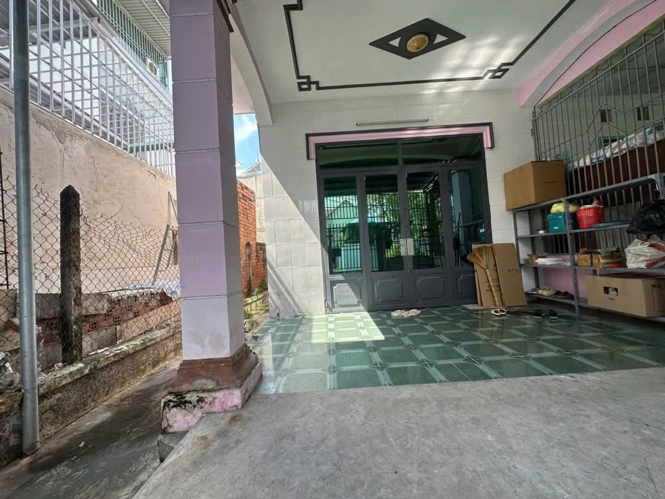 Nhà cho thuê Hiệp Thành, Thủ Dầu Một 100m² giá 5.5 triệu - Không thể bỏ lỡ!