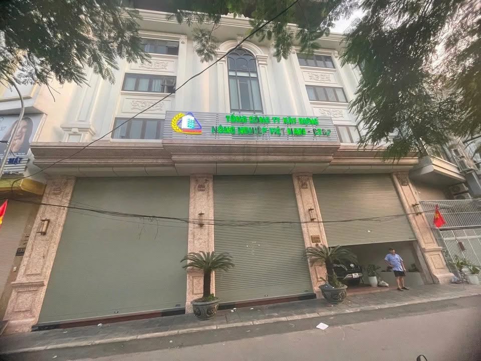 Tòa nhà văn phòng cho thuê tại Phan Đình Giót, Hà Đông - 200m², giá 100 triệu/tháng