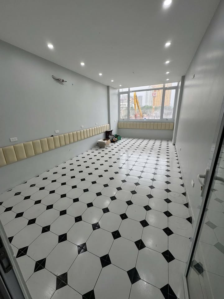 Cho thuê nhà mặt phố Ngọc Khánh, Ba Đình 40m² giá 26 triệu - Kinh doanh sầm uất!