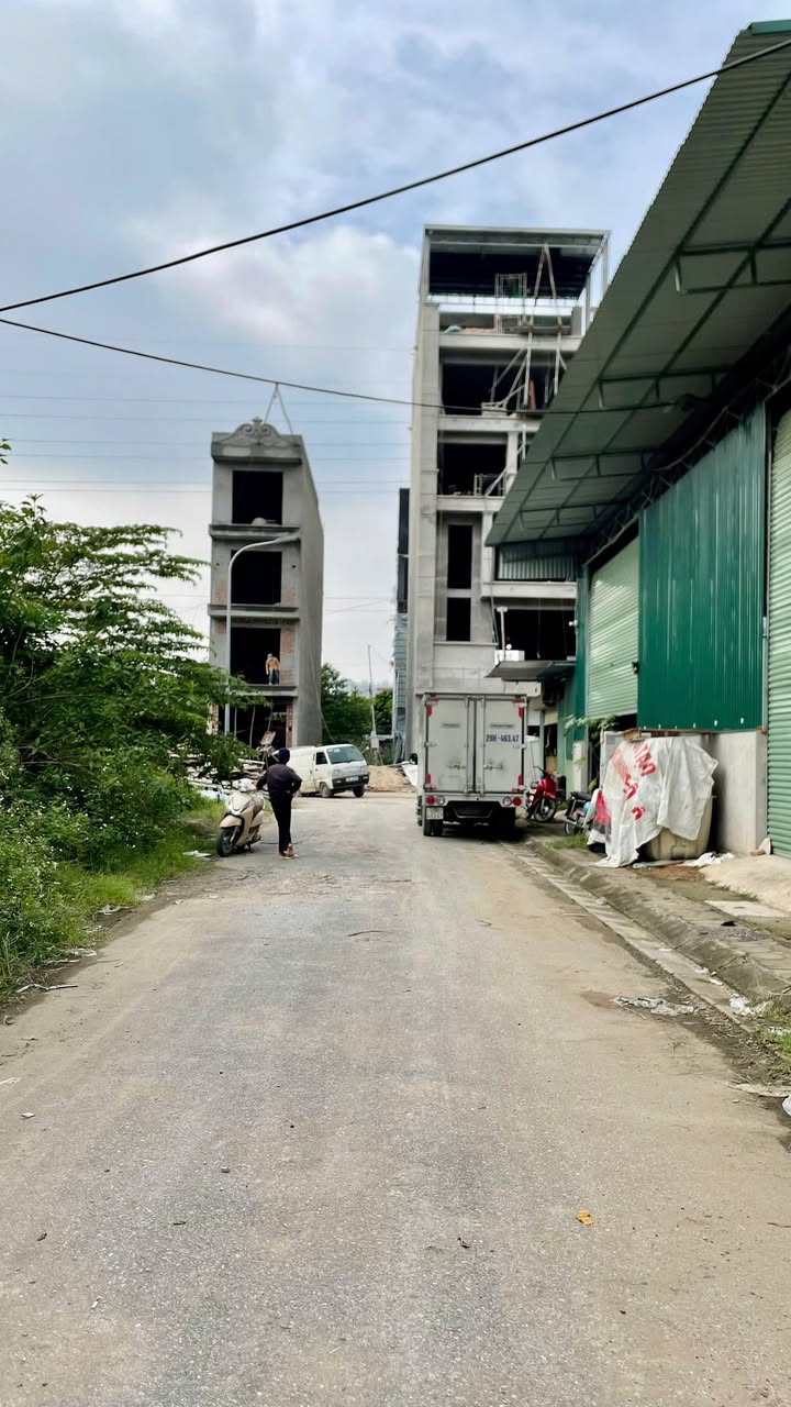 Đất dịch vụ Trạm Trôi Hoài Đức 67.7m² - Giá đầu tư hấp dẫn, sổ đỏ chính chủ!