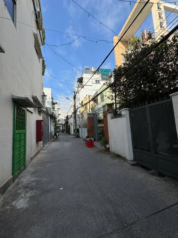 Nhà hẻm Xóm Chiếu quận 4 160m² giá 15 tỷ - Cơ hội đầu tư tuyệt vời!