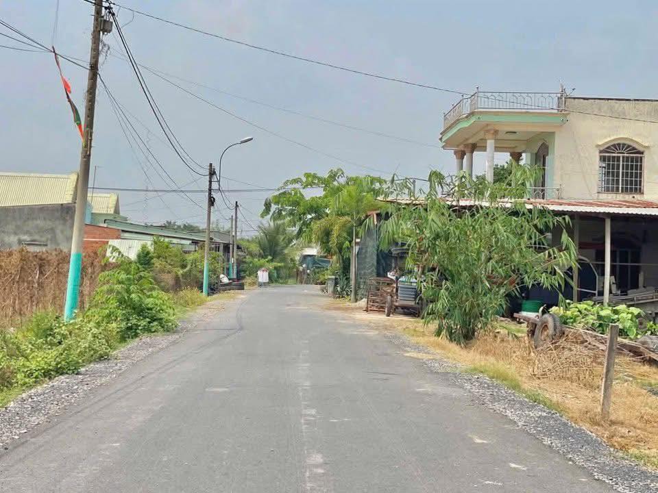 Nhà mặt tiền Phước Hiệp, Dĩ An 243m² giá chỉ 2.5 tỷ - Đầu tư sinh lời ngay!