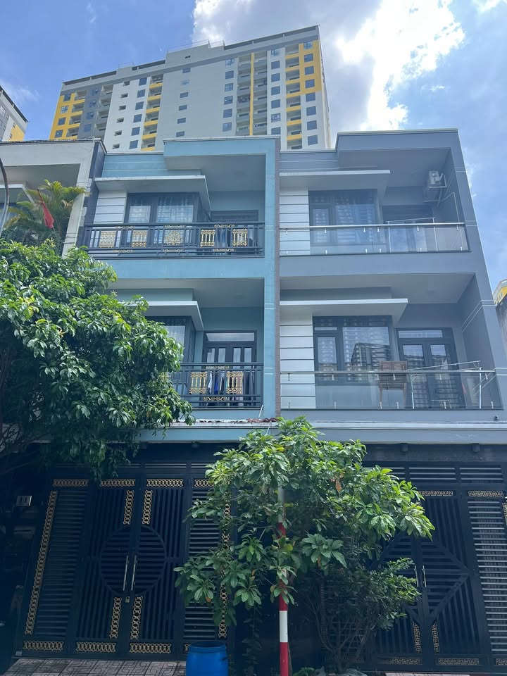 Nhà phố Tân Hòa, Dĩ An 62m² giá 7.3 tỷ - Cơ hội đầu tư hiếm có!