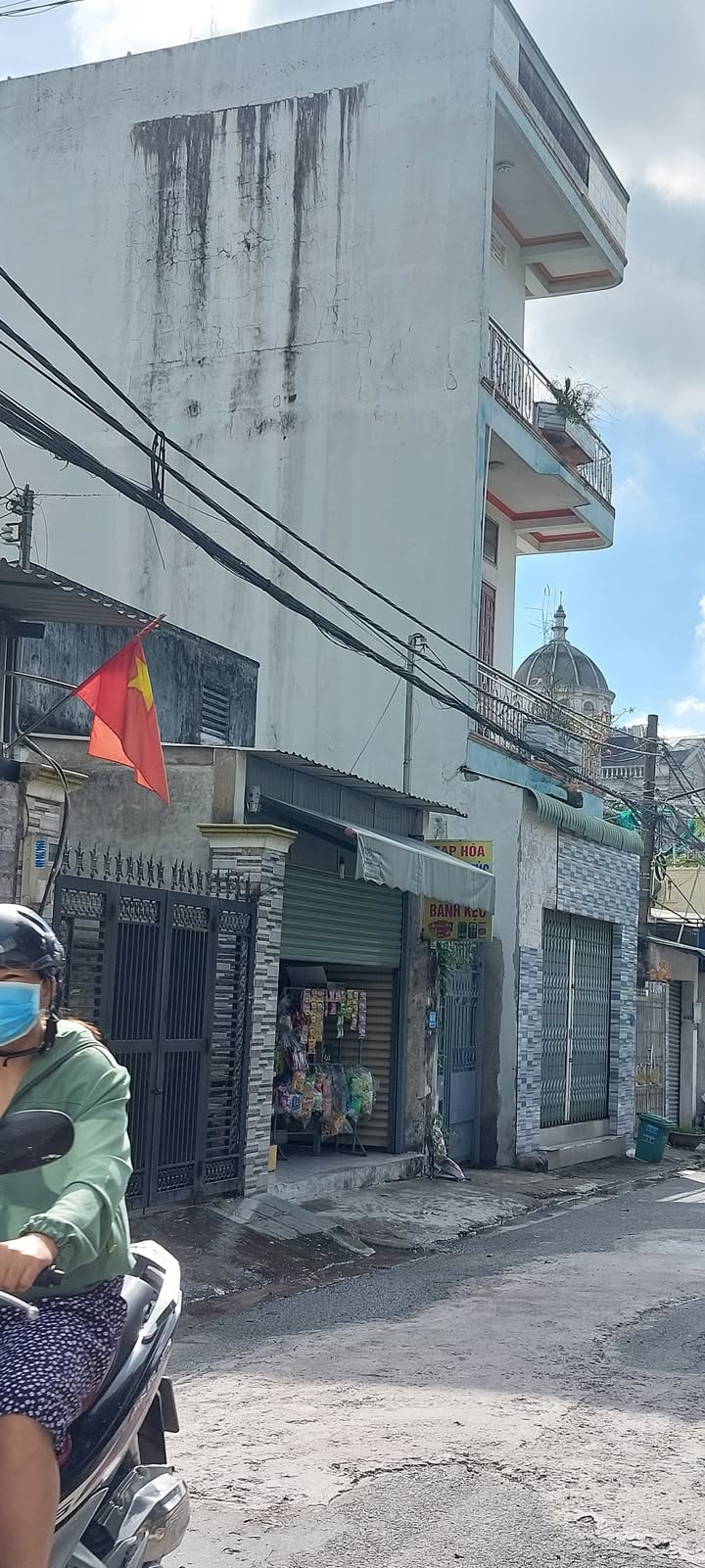 Nhà 3 tầng, 10 phòng trọ tại Biên Hòa - Giá chỉ 6.2 tỷ, thương lượng!