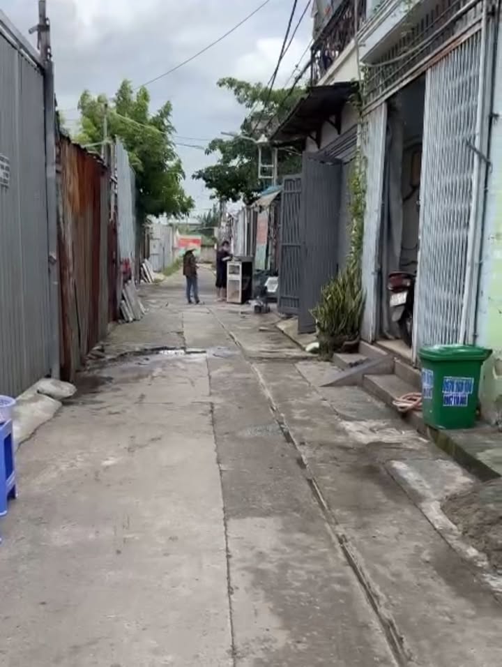 Đất nền hẻm xe hơi phường Trung Mỹ Tây, quận 12, diện tích 180m², giá chỉ 3.5 tỷ - Sổ đỏ riêng