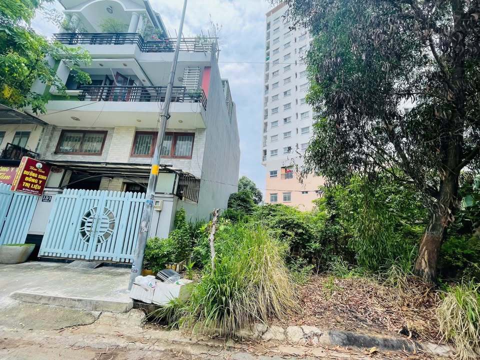 Lô đất mặt tiền công viên Bình Trưng Đông 213m² giá 18.5 tỷ - Đầu tư sinh lời ngay!