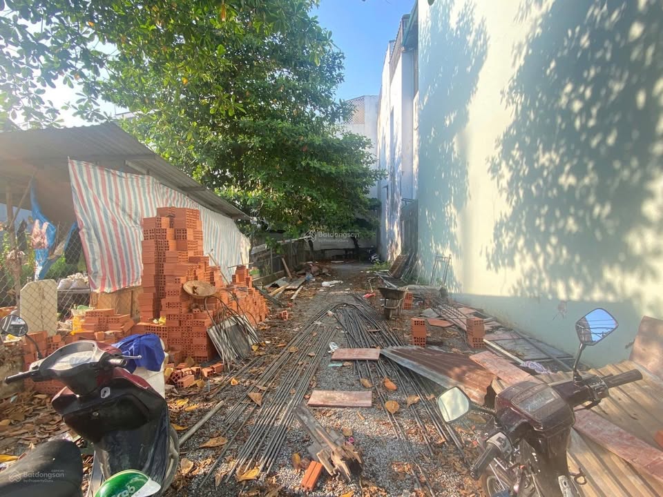 Đất mặt tiền đường 42, Bình Trưng Tây, 212.7m² giá 16 tỷ - Sổ đỏ chính chủ!