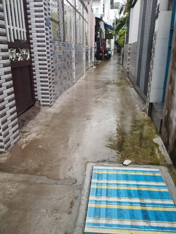 Nhà 2 tầng Lái Thiêu 80m² giá 2 tỷ - Gần chợ và trường học!