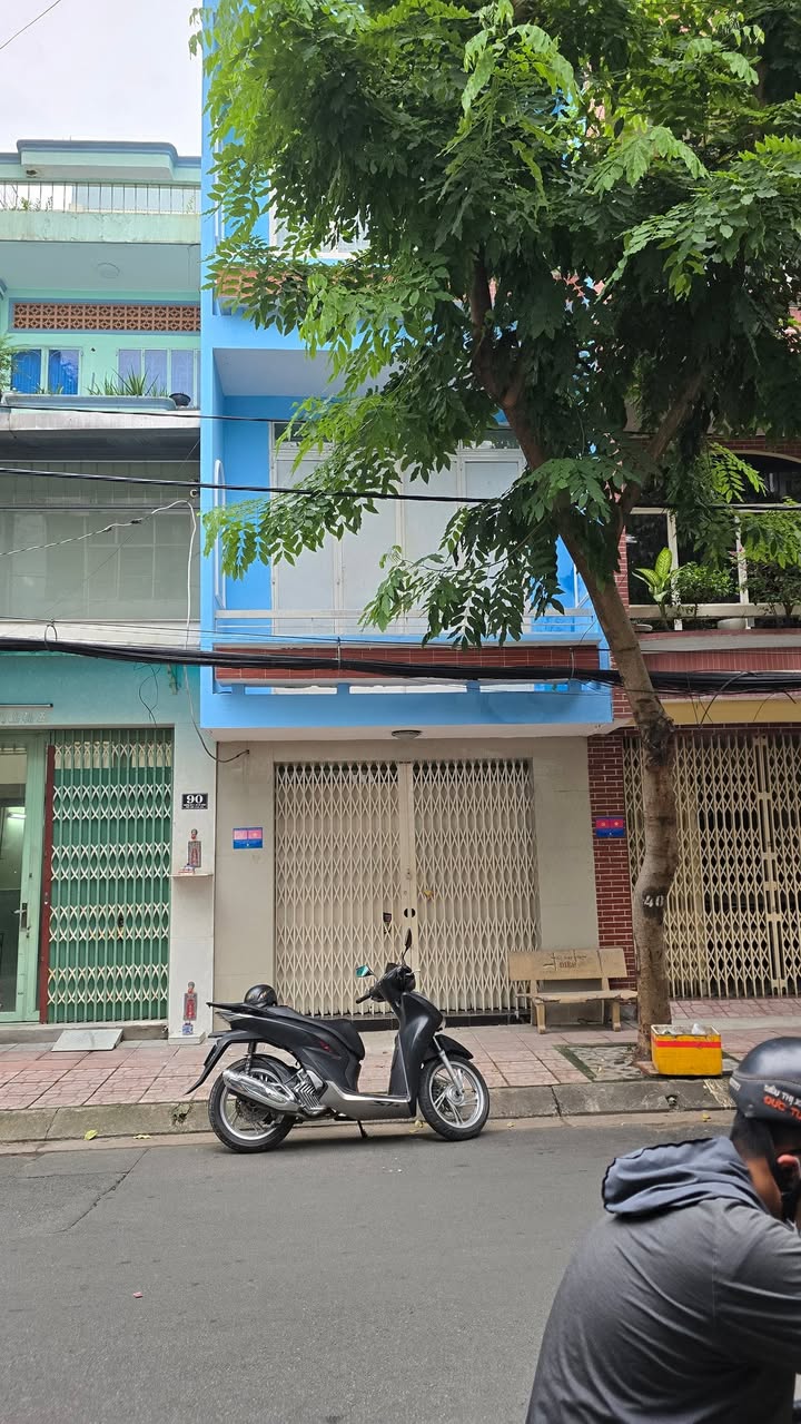 Bán nhà mặt tiền 88 Đ. Số 2, P.13, Q.6 – Giá 10.8 tỷ, vị trí đắc địa!