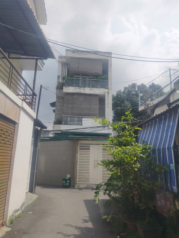 Nhà 3 tầng mặt tiền 7m tại Tam Bình, Thủ Đức - 164m² giá 12 tỷ - Sẵn sàng giao dịch!