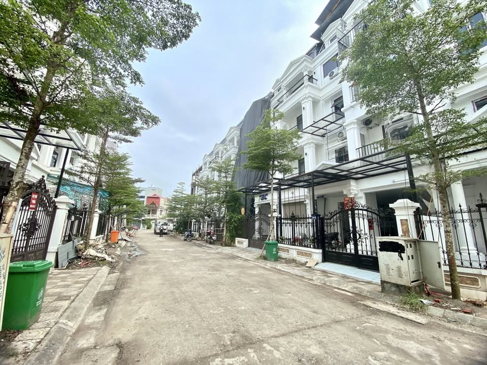 Đất phân lô liền kề Đại Mỗ 106m² giá 20 tỷ - Đầu tư sinh lời cao!