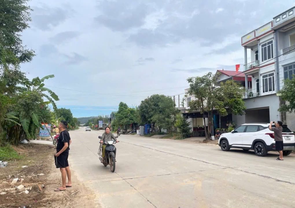 Đất đấu giá Đèo Me, Lục Nam, Bắc Giang - 75m² giá 1.3 tỷ, kinh doanh ngay!