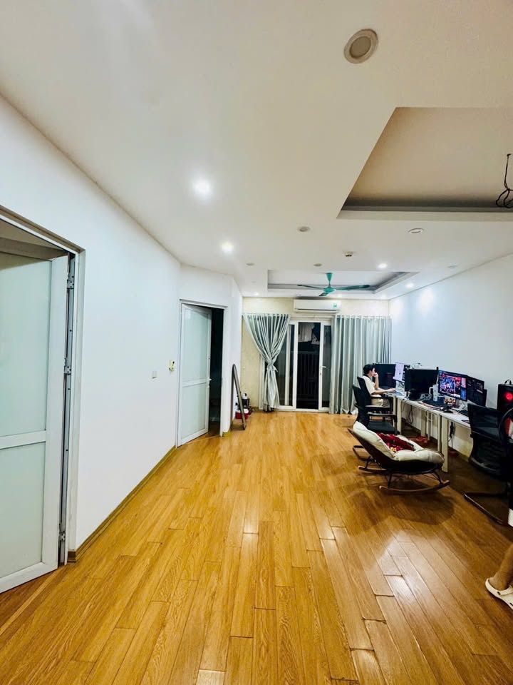 Căn hộ N02T2 Ngoại Giao Đoàn 78.5m² giá 6 tỷ - Chính chủ cần bán gấp!