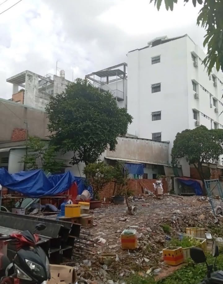 Đất nền quận 2 100m² giá 4 tỷ - Hẻm ô tô, sổ đỏ chính chủ!