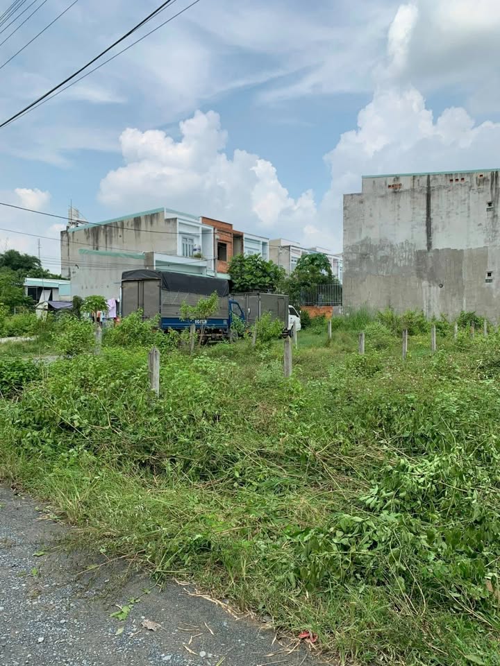 Đất nền Trung An - Bầu Trăm 150m² giá 1.8 tỷ - Vị trí đắc địa, tiện ích đầy đủ!