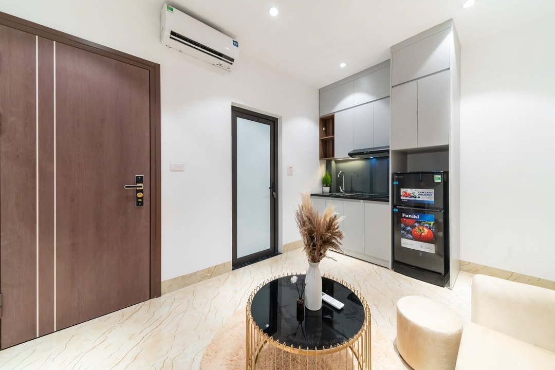 Nhà nhỏ cho thuê tại ngõ 135 Đội Cấn, 35m² giá 7.7 triệu - Sẵn sàng vào ở ngay!