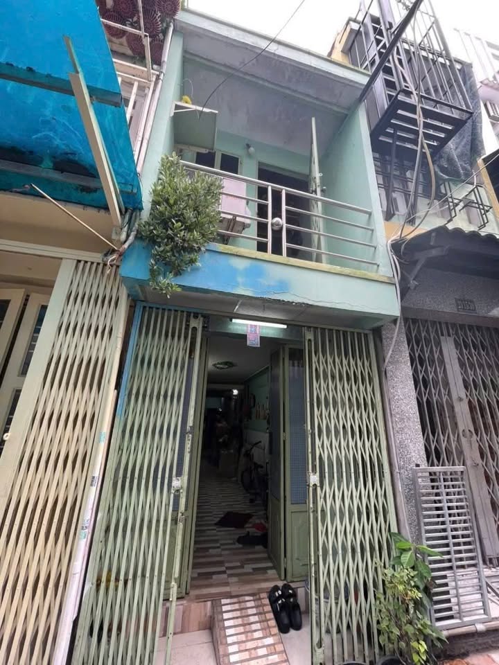 Nhà 2 tầng hẻm 23, Đường số 16, Quận 8 - Giá chỉ 2.45 tỷ, sổ hồng riêng!