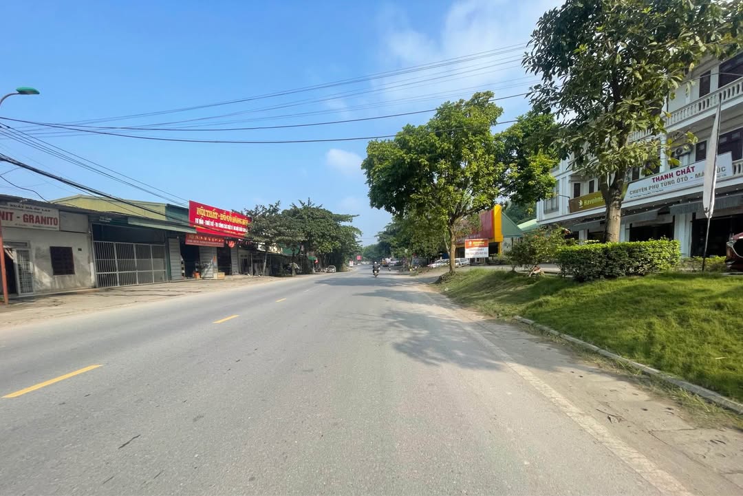 Đất mặt tiền Quốc lộ 6 Hòa Bình 500m² - Vị trí kinh doanh đắc địa!