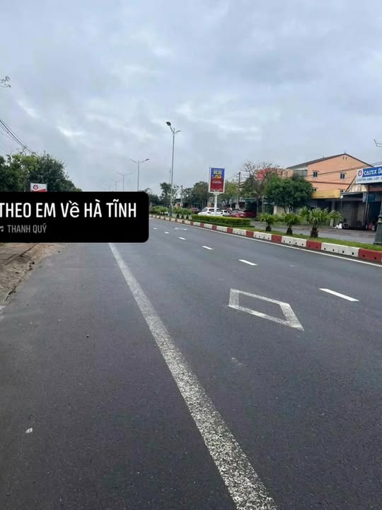 Đất mặt đường Quốc lộ 1A, Cẩm Vĩnh, 350m² - Kinh doanh tốt, giá tốt!