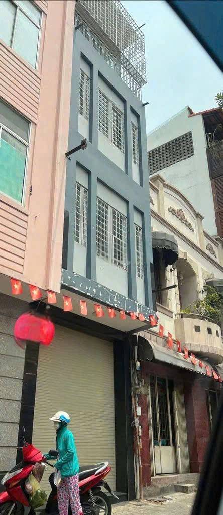 Mặt tiền Nguyễn Phi Khanh, Tân Định, Q1 - 35m² giá thuê 25 triệu - Phù hợp cho kinh doanh tự do!