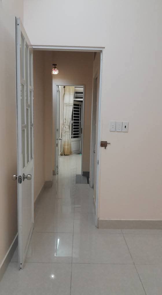 Nhà cho thuê tại Thủ Đức 130m² giá 8.5 triệu - Không gian thoáng đãng, tiện nghi đầy đủ!