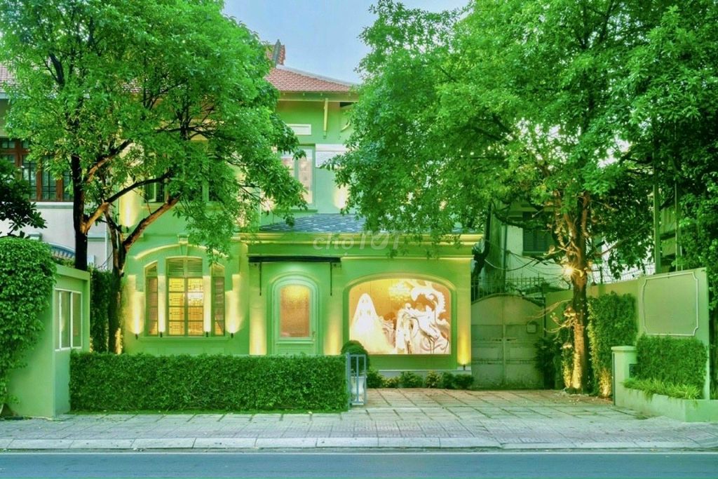 Cho thuê mặt tiền đường Thi Sách, Quận 1, 160m² - Vị trí đắc địa khu ẩm thực