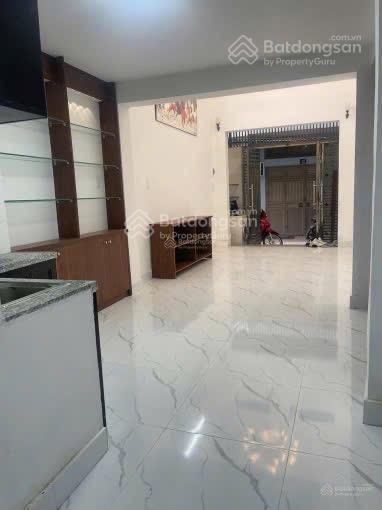 Nhà riêng cho thuê tại Đội Cấn, 36m² giá 10.5 triệu - Phù hợp văn phòng và gia đình!