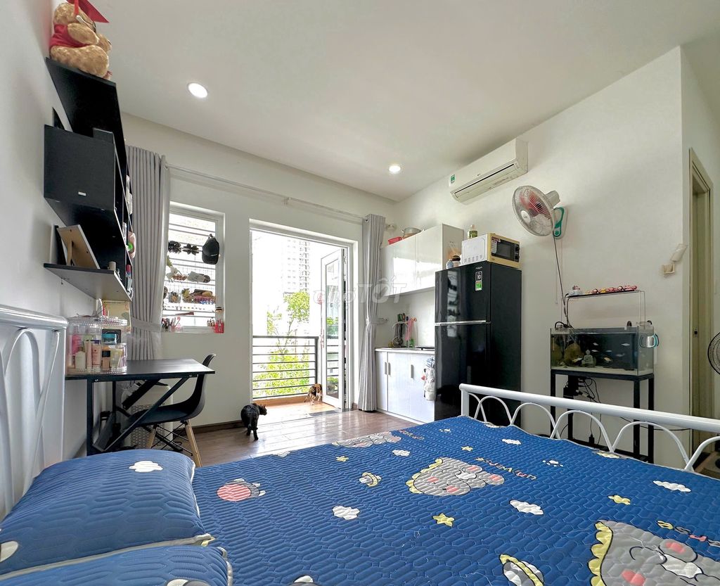 Căn hộ cho thuê Đường Hoàng Quốc Việt 30m² giá 4.8 triệu - Phòng hiện đại, gần Phú Mỹ Hưng!