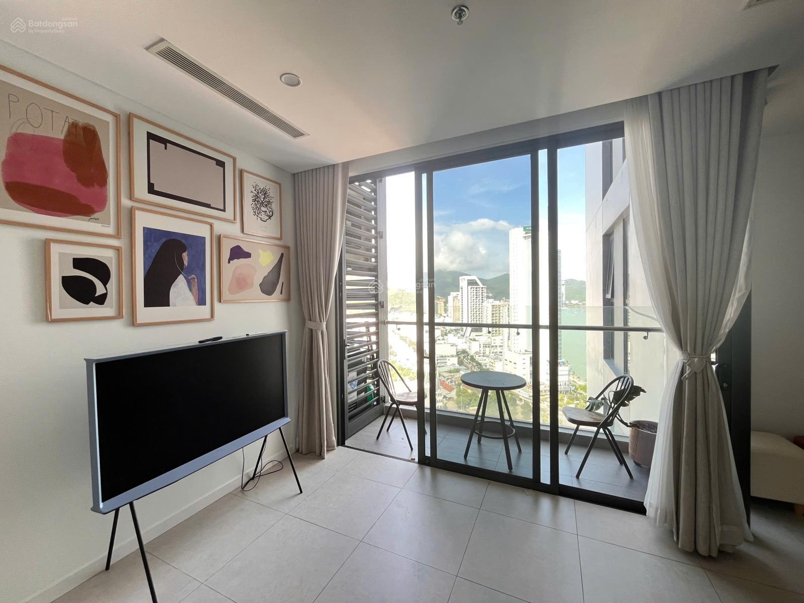 Căn hộ 2PN Scenia Bay Nha Trang 76m² giá 19 triệu - Nội thất mới, view biển tuyệt đẹp!