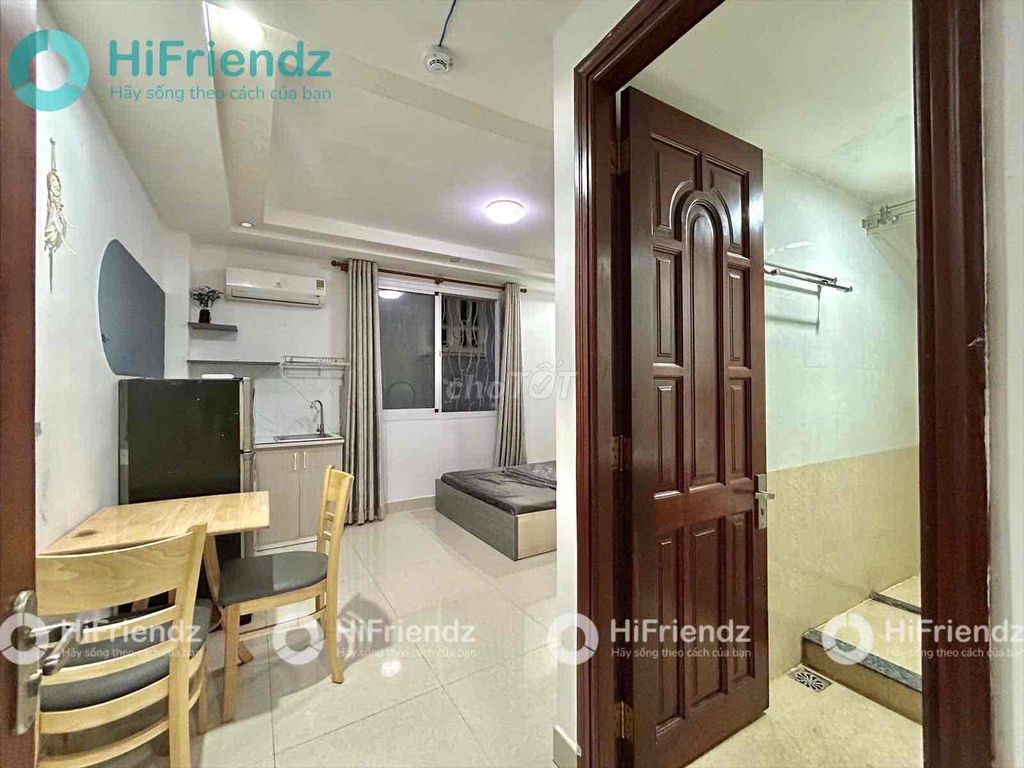Studio Cộng Hoà 25m² giá 4.9 triệu - Nội thất đầy đủ, thang máy tiện lợi!