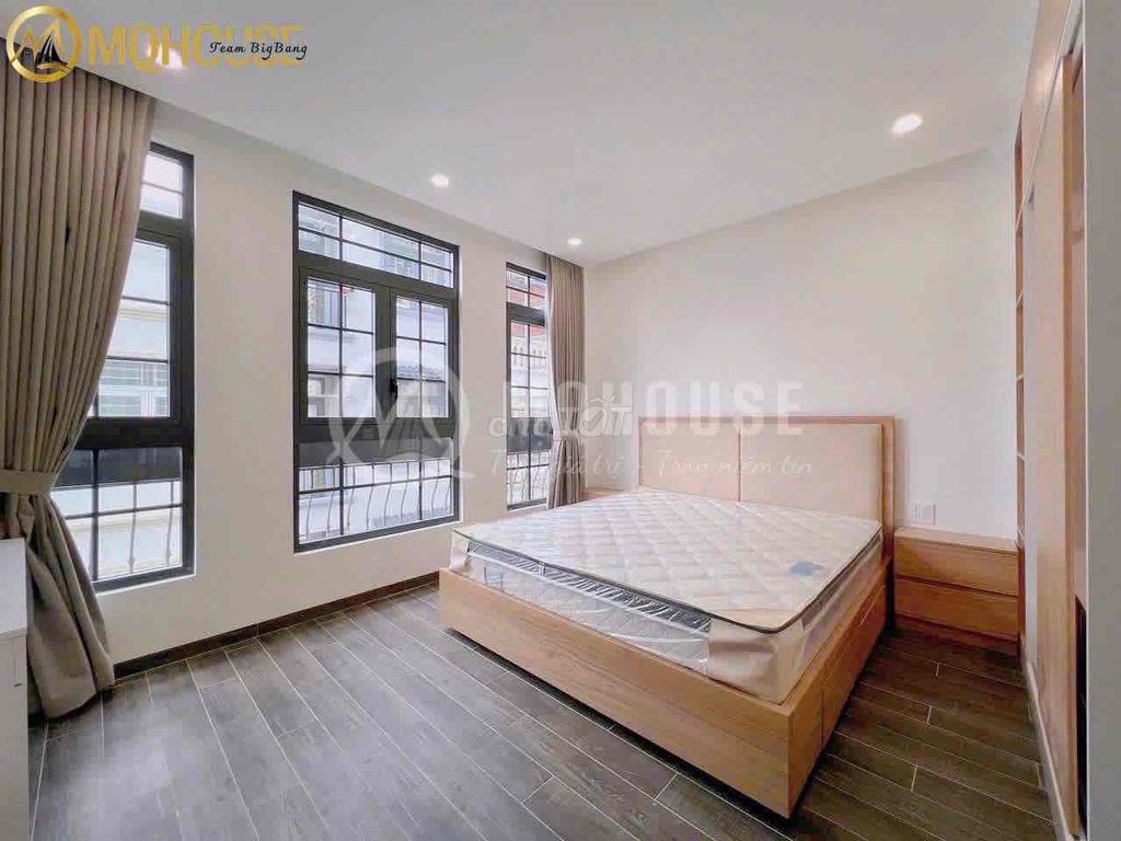 Căn hộ 1PN 40m² gần cầu Thị Nghè - Nội thất cao cấp, ban công thoáng đãng!