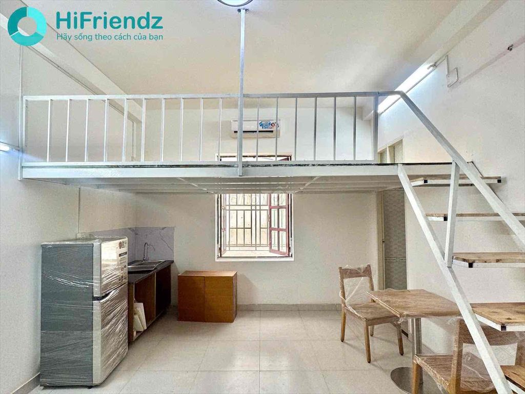 Căn hộ Duplex cửa sổ trời quận 8, 30m² giá 4.8 triệu - Tiện nghi đầy đủ, an ninh 24/7!