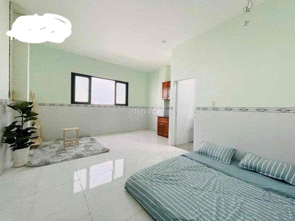 Phòng studio đường B3, Tân Phú 25m² giá 3.7 triệu - Gần Đại Học Công Thương!