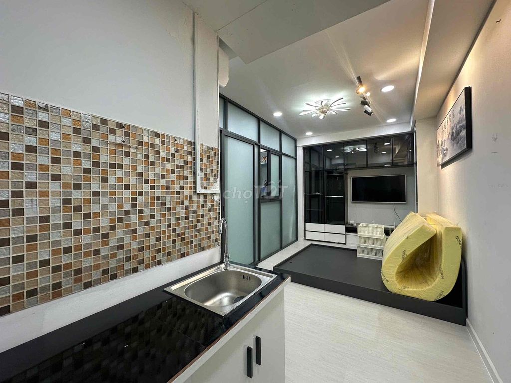 Căn hộ Studio Lê Văn Sỹ Quận 3 30m² giá 5.4 triệu - Free xe và giờ giấc tự do!