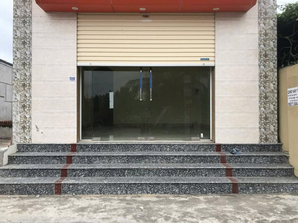 Đất nền thương mại Nam Triệu 176m² giá 2.9 tỷ - Mặt tiền rộng, sẵn nhà ở!