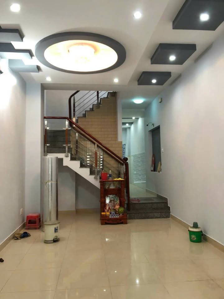 Nhà nguyên căn Hương Lộ 2, Bình Trị Đông 64m² giá 11 triệu - An ninh yên tĩnh!