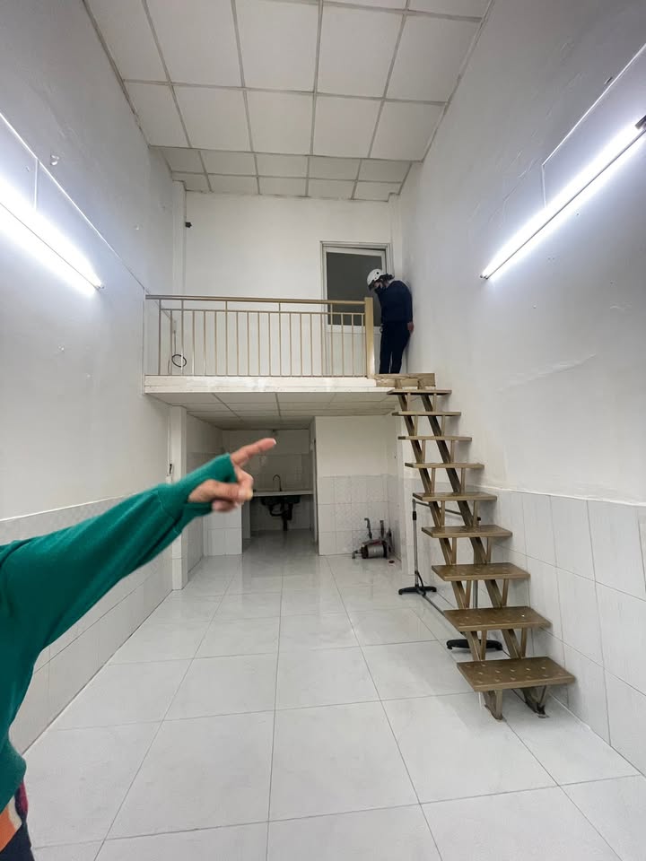 Nhà nguyên căn cho thuê tại đường số 4, Bình Tân - Giá chỉ 3.8 triệu/tháng!