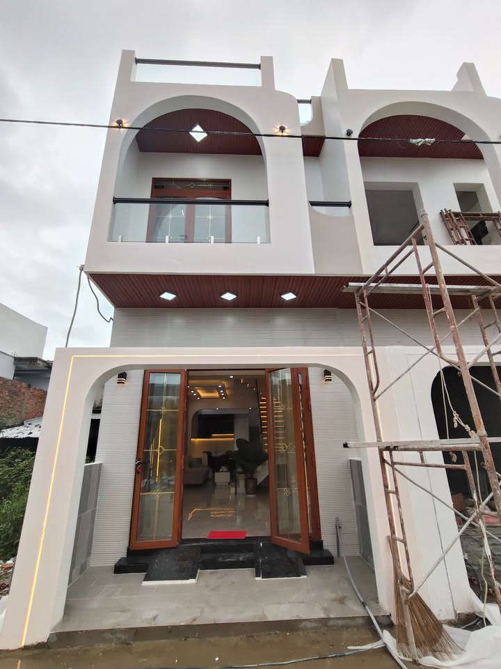 Nhà phố 1 trệt 1 lầu tại hẻm 388z Nguyễn Văn Cừ, 64m² giá 4 tỷ - Pháp lý đầy đủ!