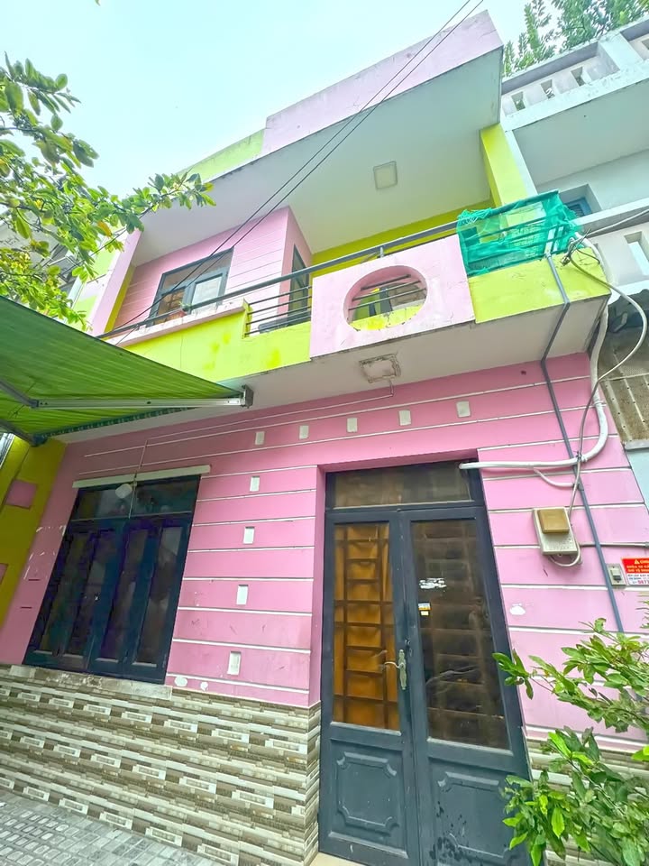 Nhà 1 Lầu Hẻm 1225 Huỳnh Tấn Phát, Quận 7 - Giá 5 Tỷ, Sổ Hồng Chính Chủ!