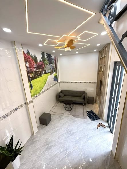 Nhà bán 2 tầng 24m² giá 2.86 tỷ - Sổ hồng riêng, vị trí đắc địa Gò Vấp!