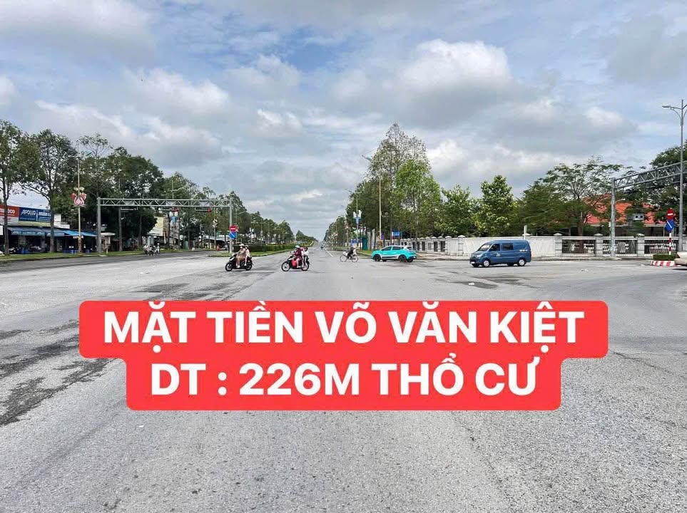 Đất nền mặt tiền Võ Văn Kiệt, Cần Thơ 226m² giá chỉ 5.6 tỷ - Cơ hội đầu tư không thể bỏ lỡ!