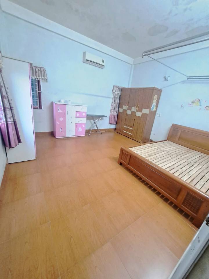 Nhà cho thuê 4 tầng mặt phố Ngọc Châu 75m² - Tiện nghi đầy đủ, giá chỉ 6.5 triệu!