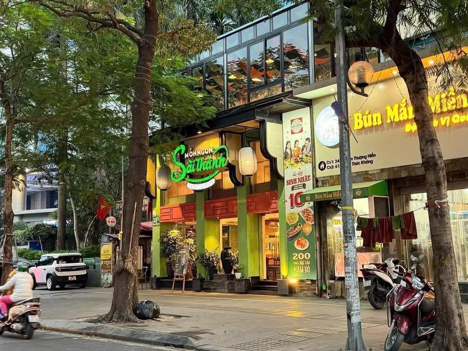 Cho thuê mặt bằng phố Huỳnh Thúc Kháng, Đống Đa 120m² - Kinh doanh ngay!