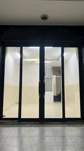 Nhà mặt tiền cho thuê đường Bình Phú, Quận 6 - Diện tích 64m², Giá 16 triệu/tháng, Sẵn sàng vào ở!