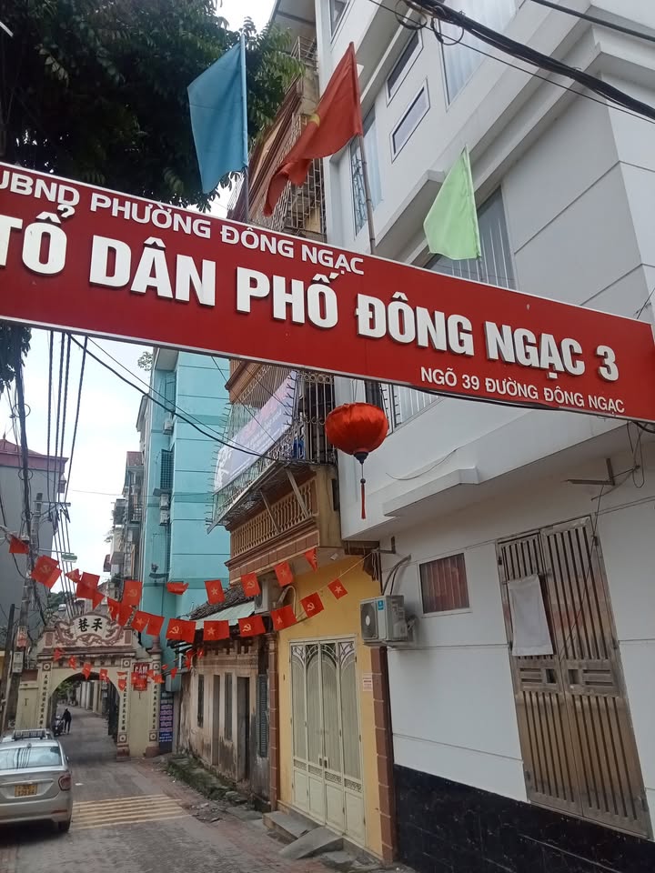 Đất thổ cư 300m² Ngõ 39 Đông Ngạc - Cần bán gấp giá thỏa thuận!