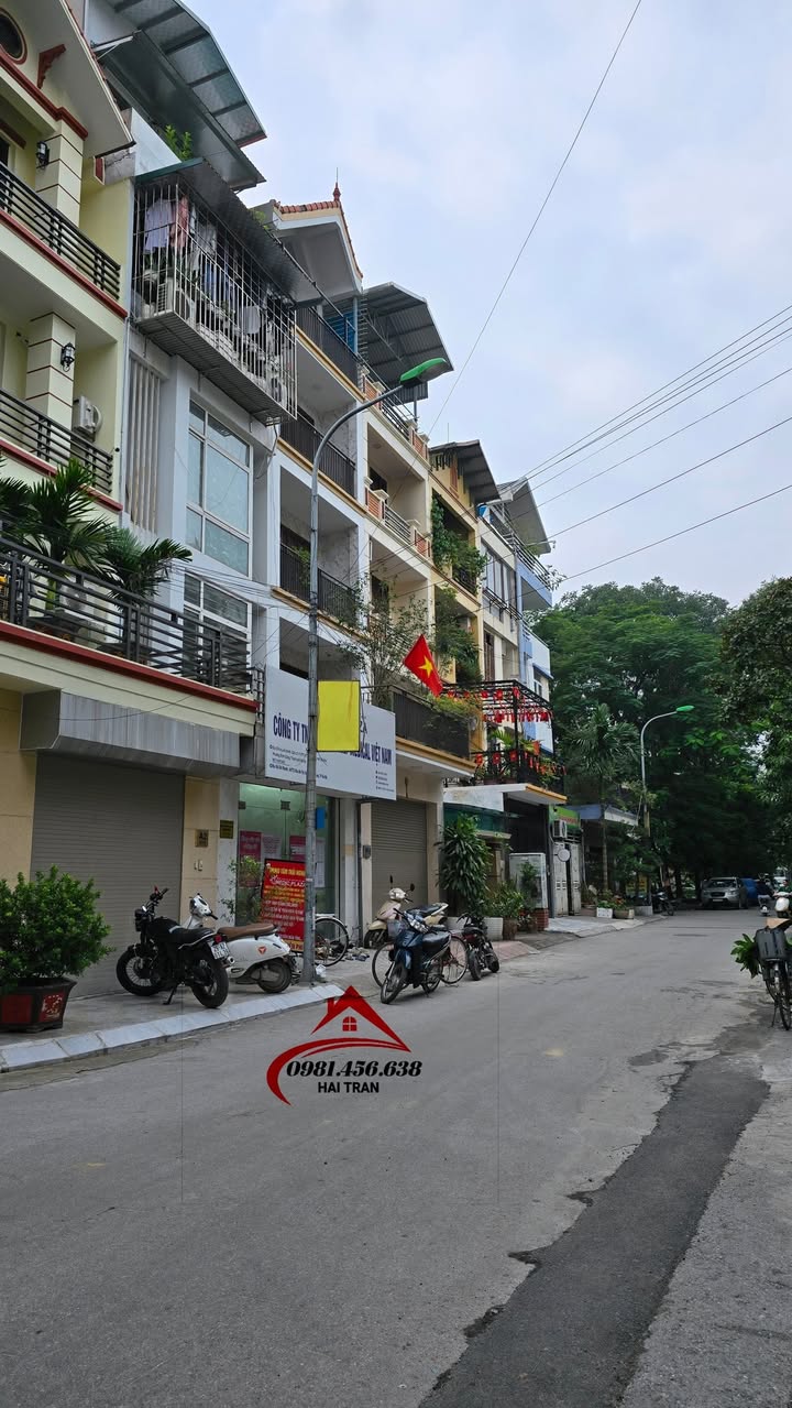 Nhà Liền Kề Khu Đô Thị Văn Quán 68m² - Ô Tô Tránh Nhà, Giá Thỏa Thuận!